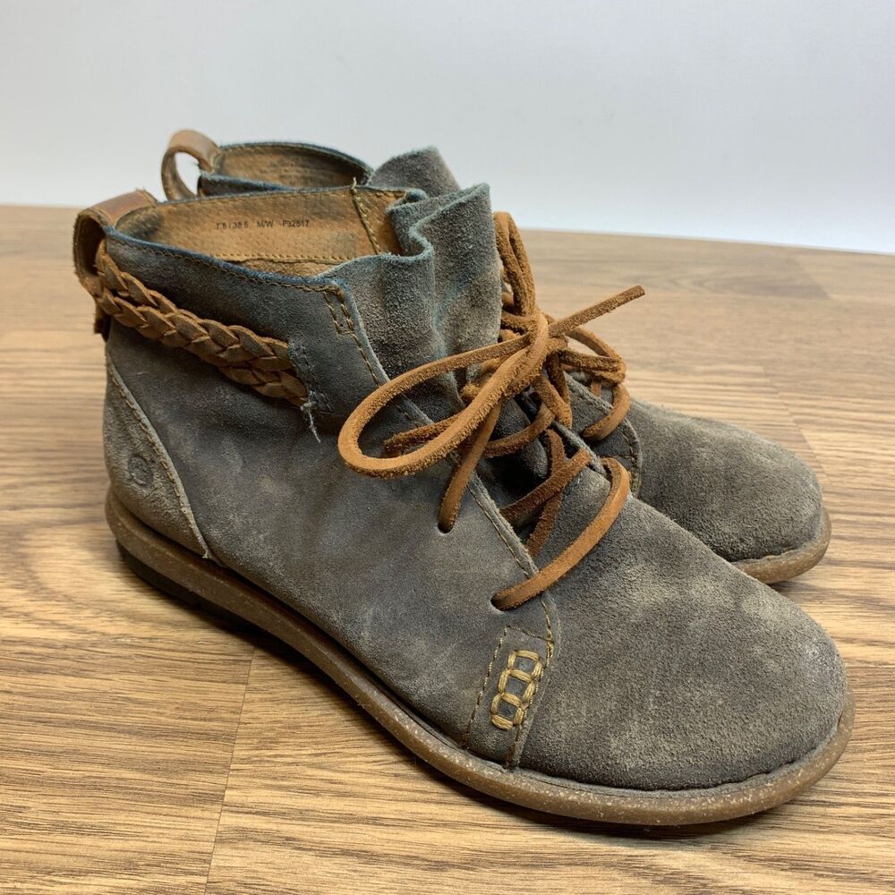 Born Temple II Boot Women's‎ 7.5 Brown Lace Up Suede Short Heel Bootie F32517